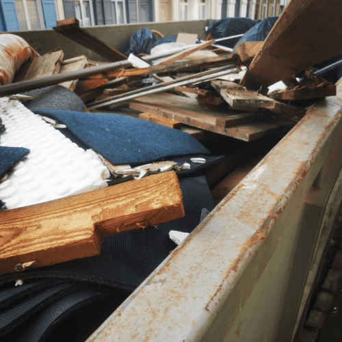 benne déchets bois