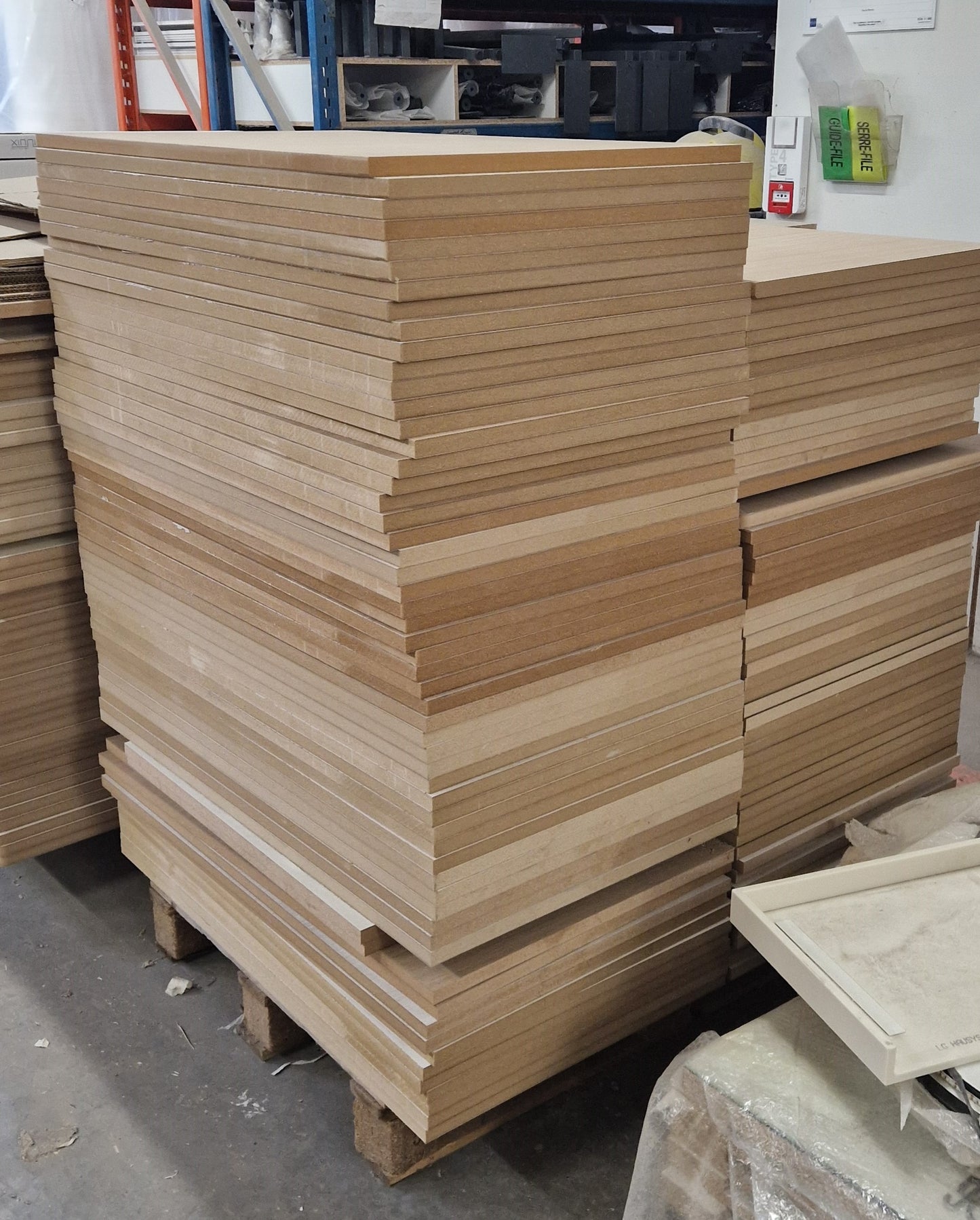 Chutes MDF haute densité – Fibromax® brut 22 mm
