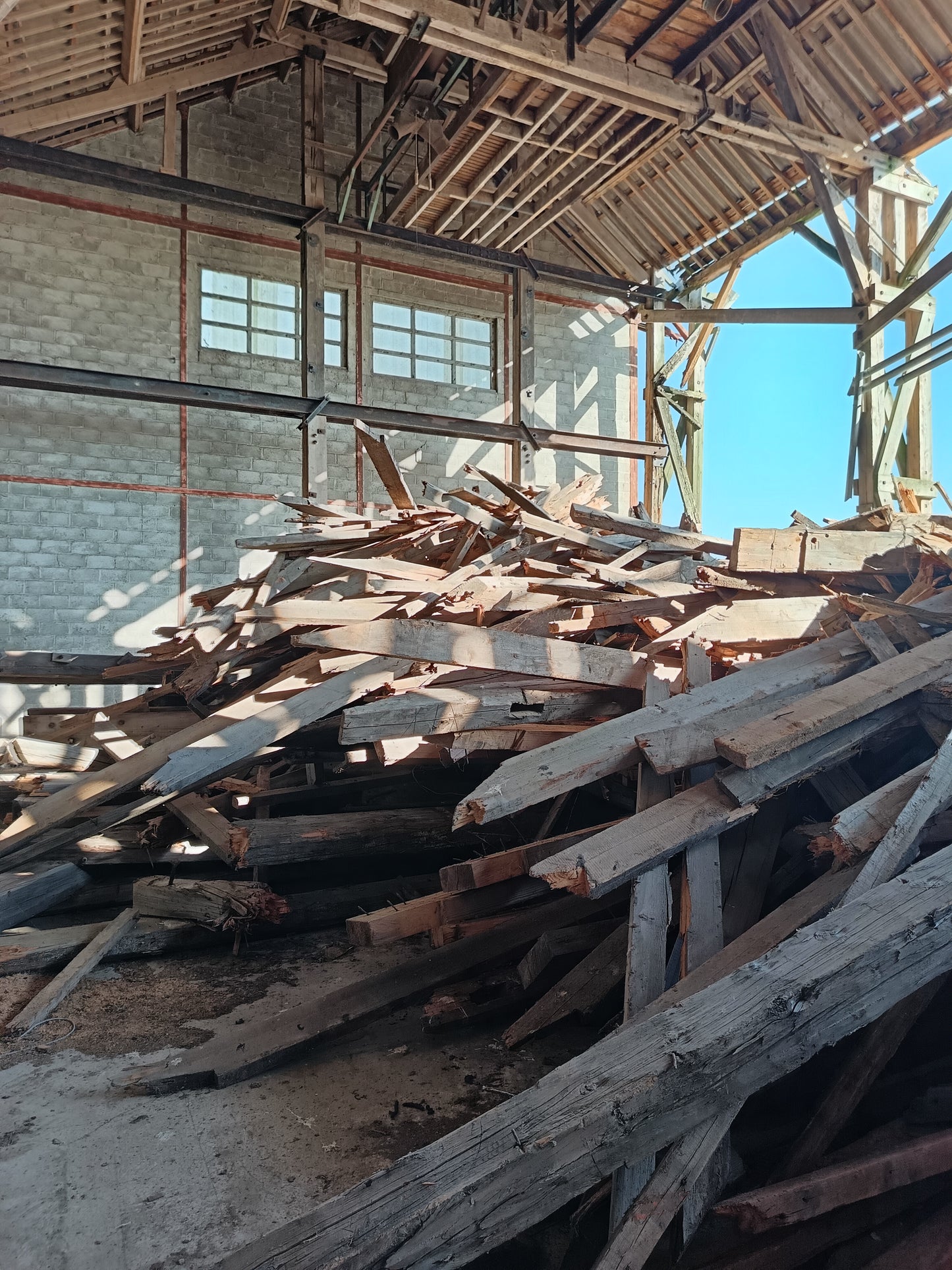 Planche en bois massif brut - ép 26 mm