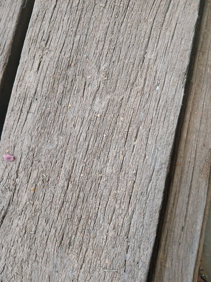 Planche en chêne – Brut, origine industrielle